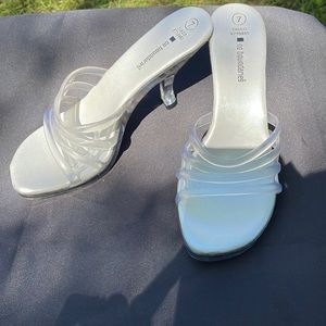 Vintage No Boundaries 1990s 2000s Lucite Heeled Sandals Light Up clear Jelly Y2K